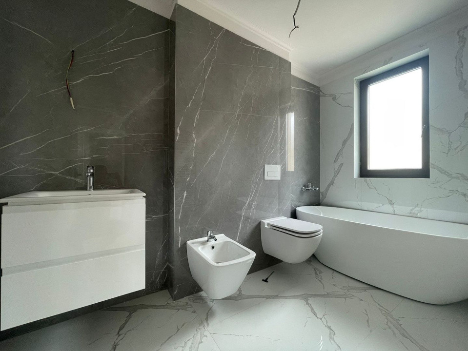 Duplex 5 camere cu finisaje premium cartier Europa Mosnita