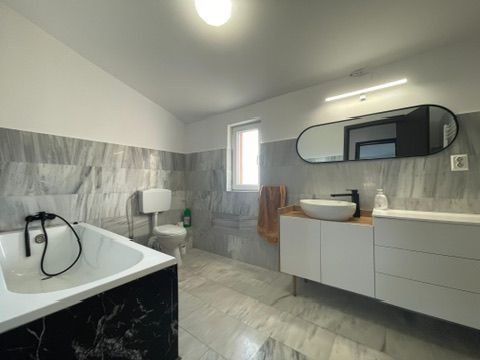 Duplex 4 camere 122mp Mosnita Noua COMISION 0