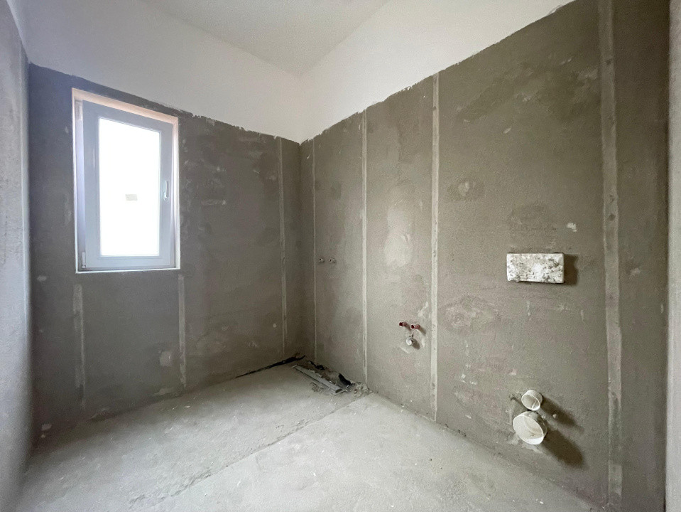 Duplex 4 camere la asfalt Calea Medves