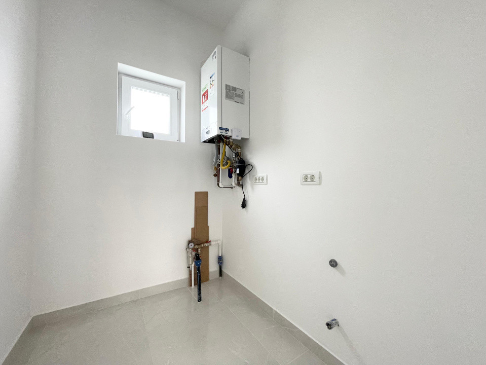 Duplex 4 camere la asfalt Calea Medves