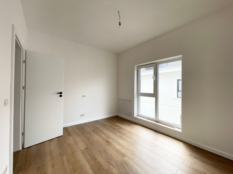 Duplex 4 camere la asfalt Calea Medves