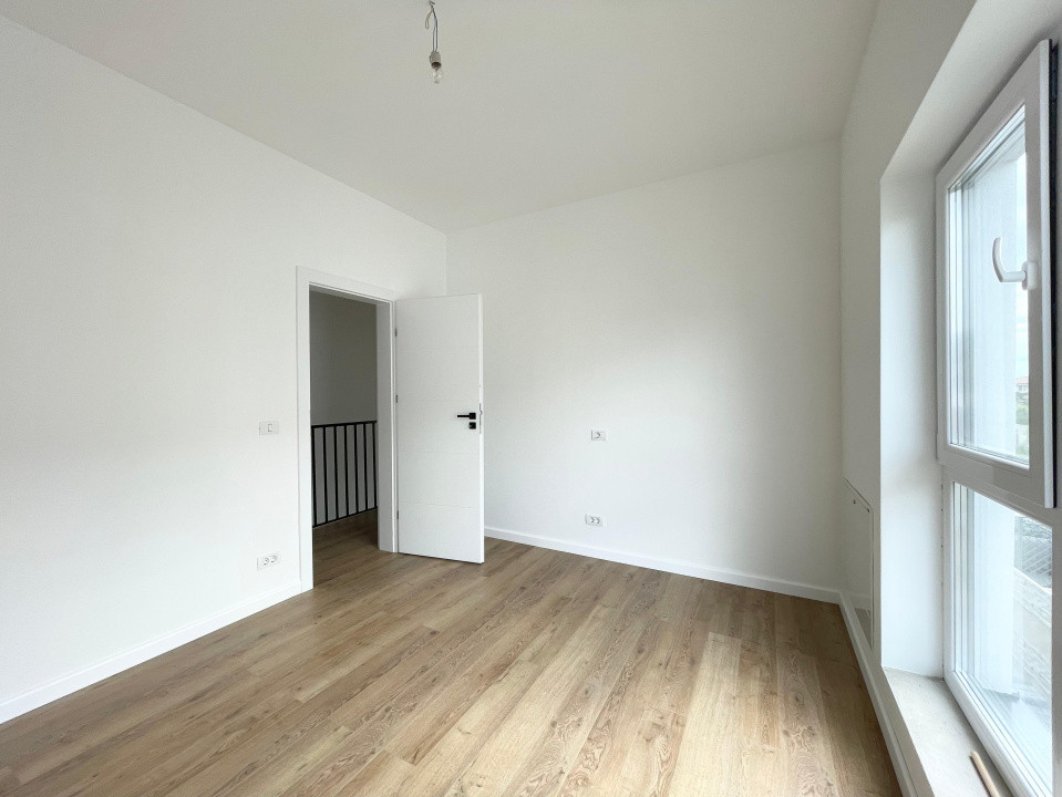 Duplex 4 camere la asfalt Calea Medves
