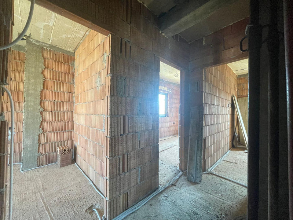 Duplex 4 camere, 105mp, 290 teren, P+1- la cheie Mosnita Noua