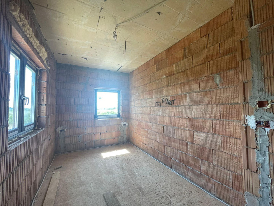 Duplex 4 camere, 105mp, 290 teren, P+1- la cheie Mosnita Noua