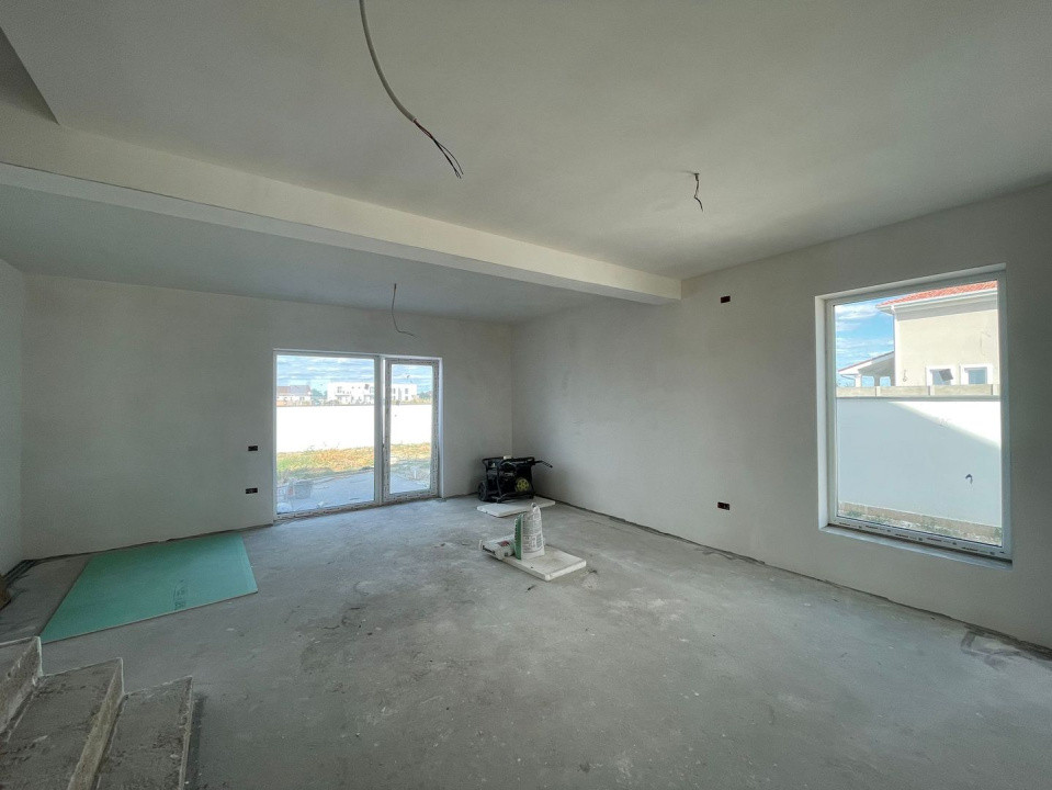 Duplex modern 4 camere la asfalt Mosnita Calea Medves