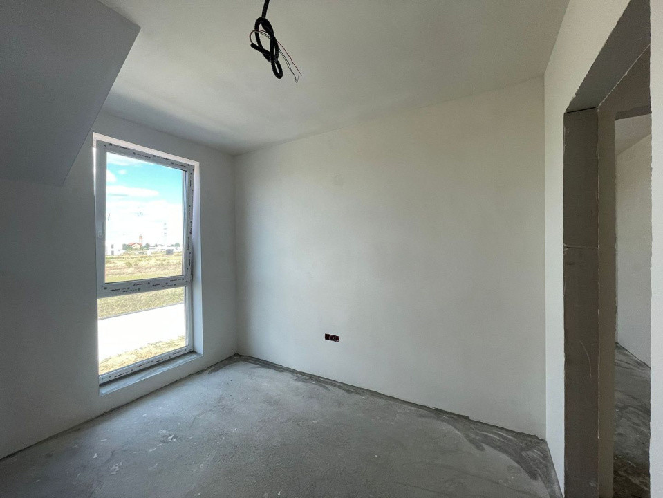 Duplex modern 4 camere la asfalt Mosnita Calea Medves