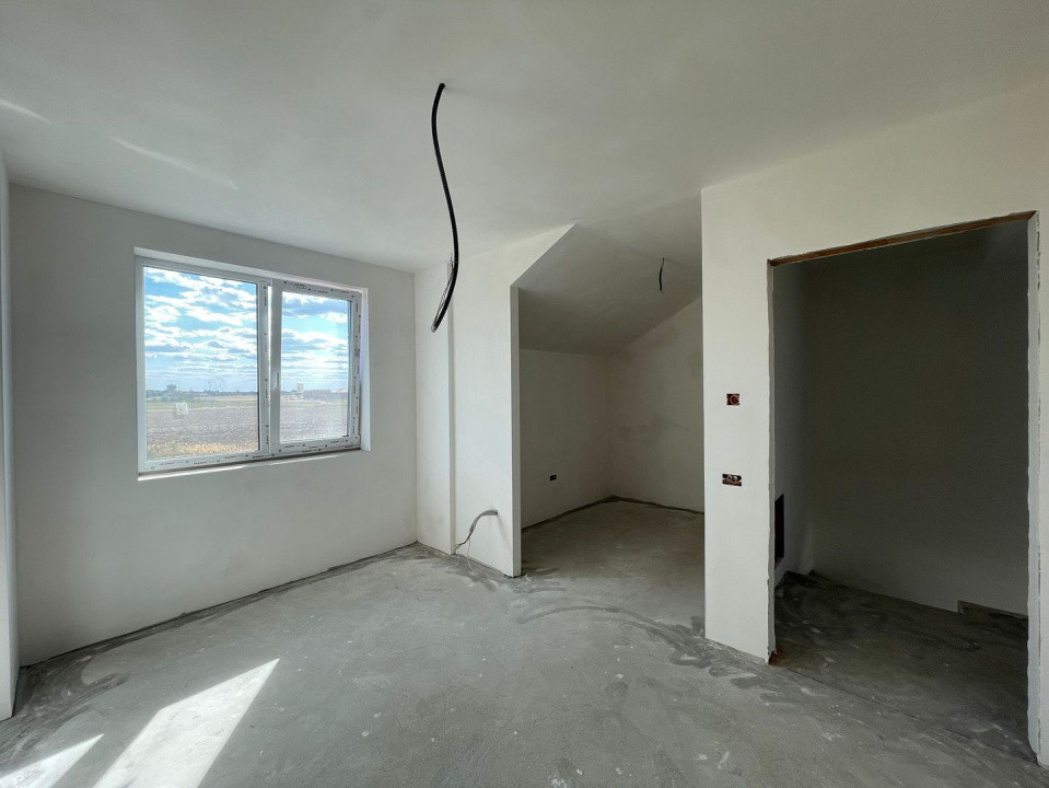 Duplex modern 4 camere la asfalt Mosnita Calea Medves