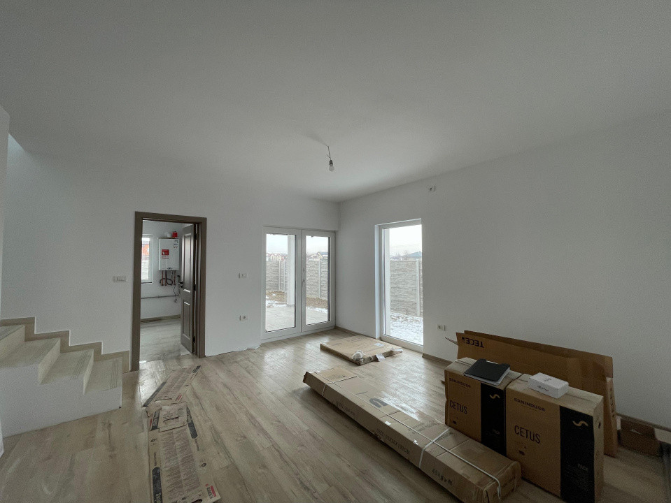 Duplex modern cu 4 camere -Mosnita Noua 