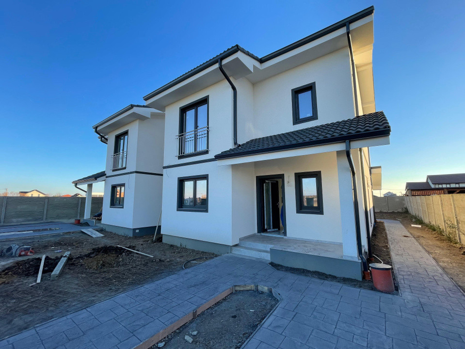 Duplex despartit prin camera tehnica  finisaje premium Mosnita