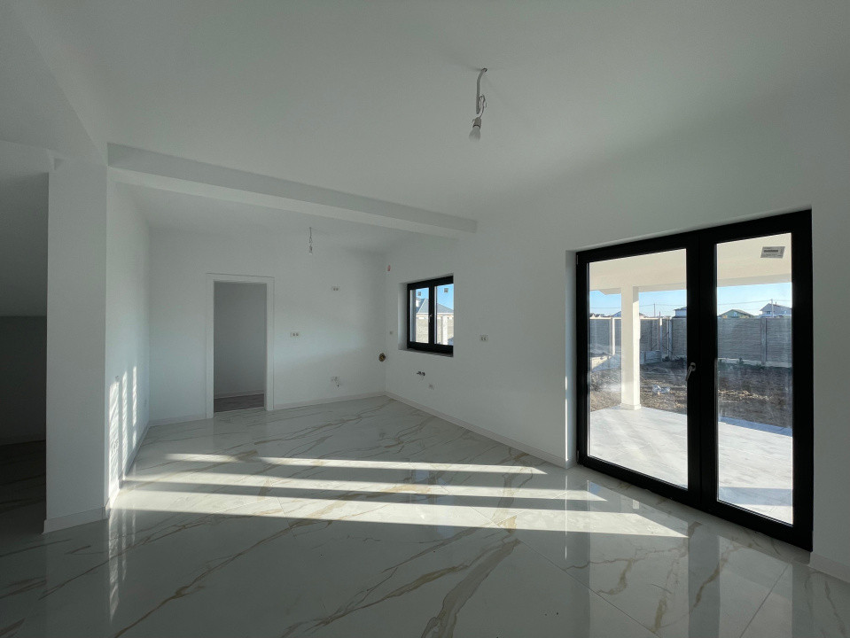 Duplex despartit prin camera tehnica  finisaje premium Mosnita