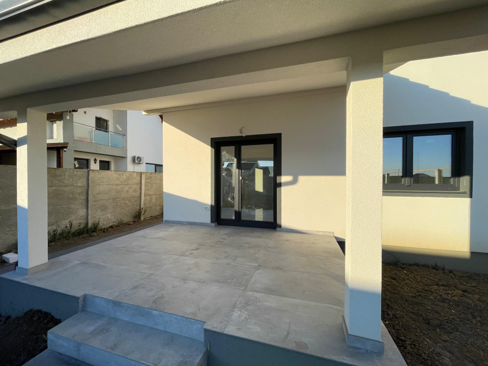 Duplex despartit prin camera tehnica  finisaje premium Mosnita