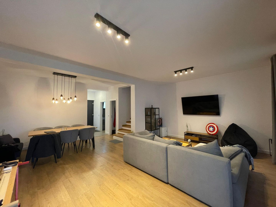 Duplex cu 4 camere mobilat si utila Mosnita Veche