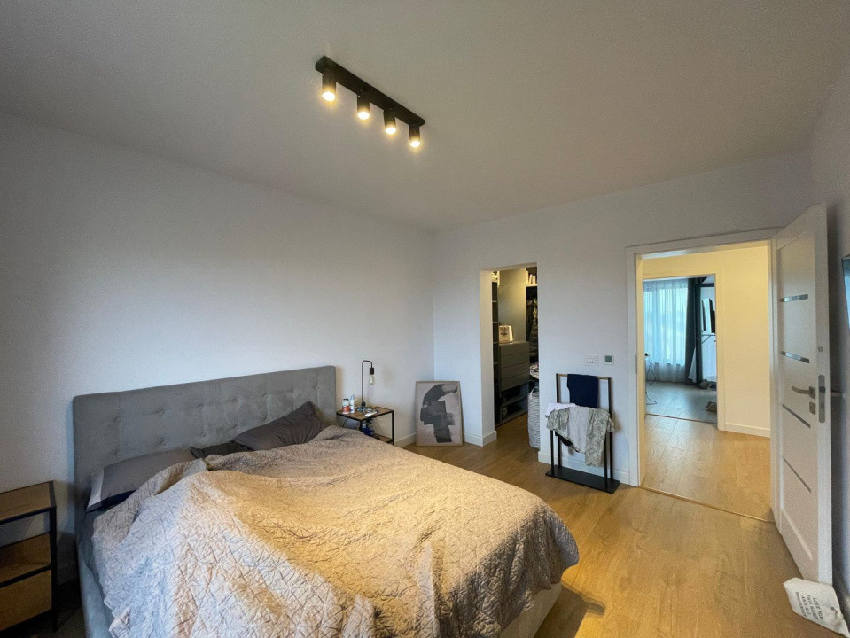 Duplex cu 4 camere mobilat si utila Mosnita Veche