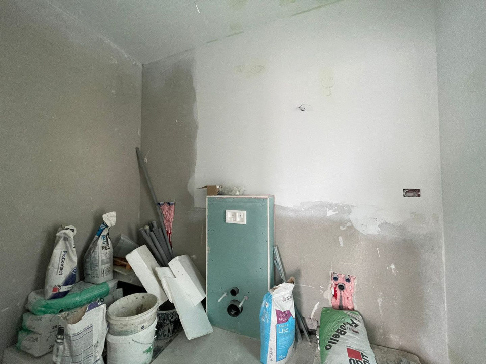 Casa individuala 4 camere si garaj Mosnita Veche