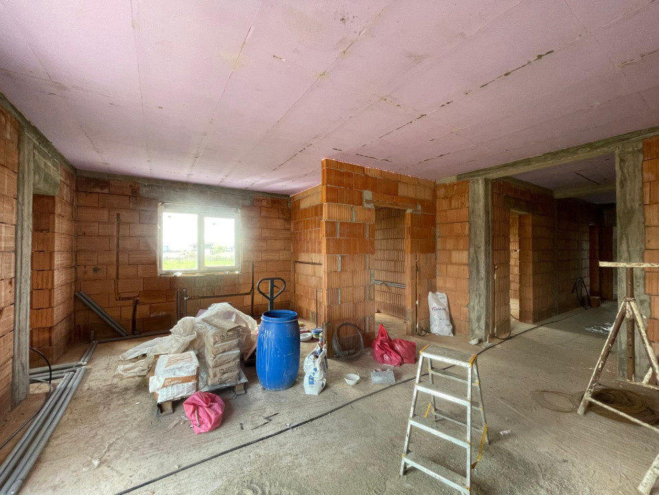 Duplex pe parter 3 camere si dressing Mosnita Veche Drumul Boilor