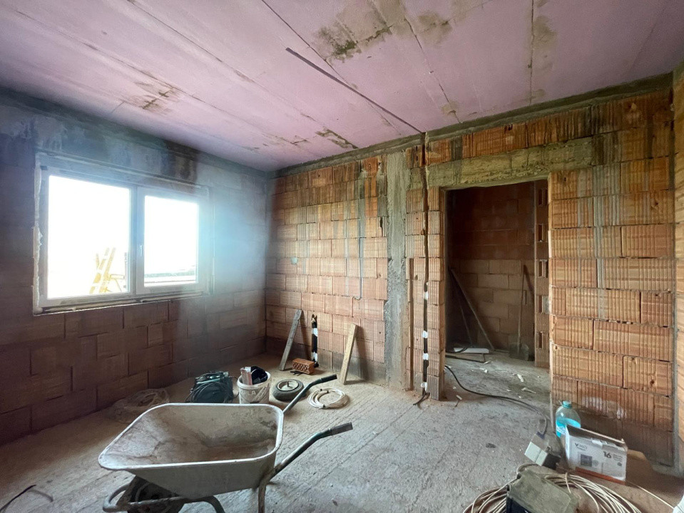 Duplex pe parter 3 camere si dressing Mosnita Veche Drumul Boilor