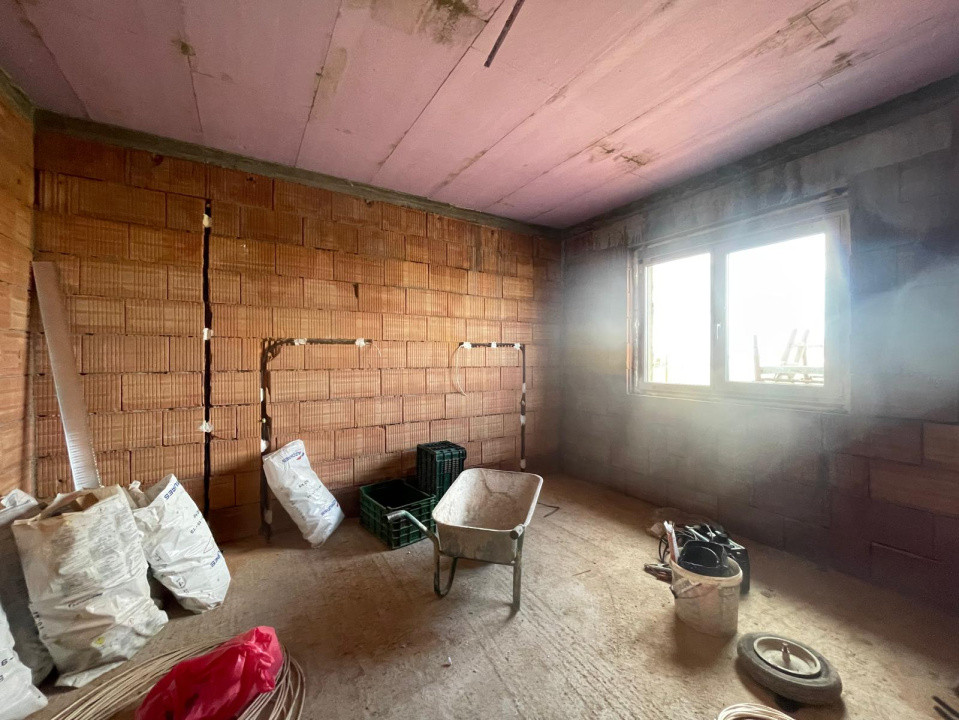 Duplex pe parter 3 camere si dressing Mosnita Veche Drumul Boilor