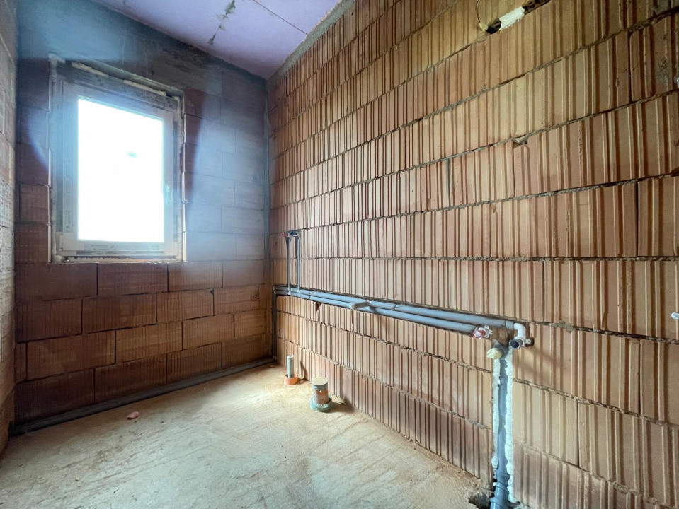 Duplex pe parter 3 camere si dressing Mosnita Veche Drumul Boilor