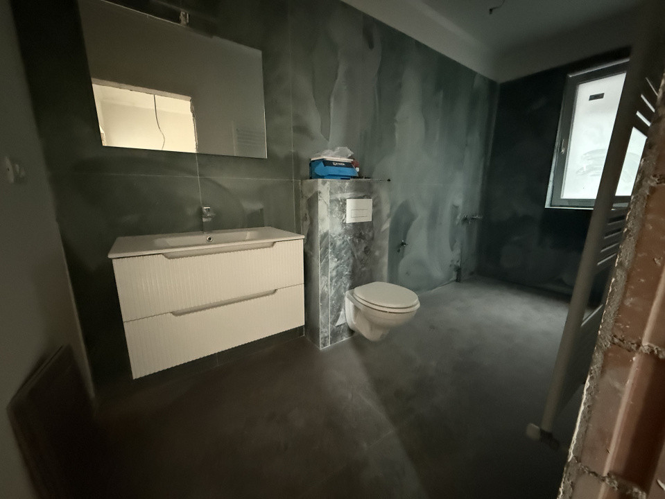 Apartament spatios, 4 camere, 75 mp utili + 35 mp terasa - Giroc