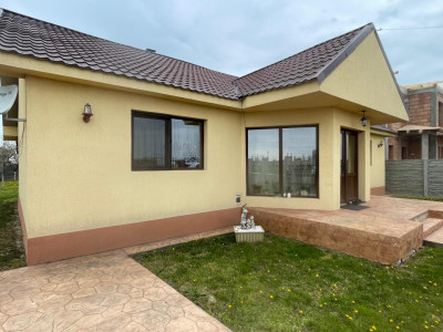 Casa Individuala 120mp utili, 660mp teren  - Mosnita Noua