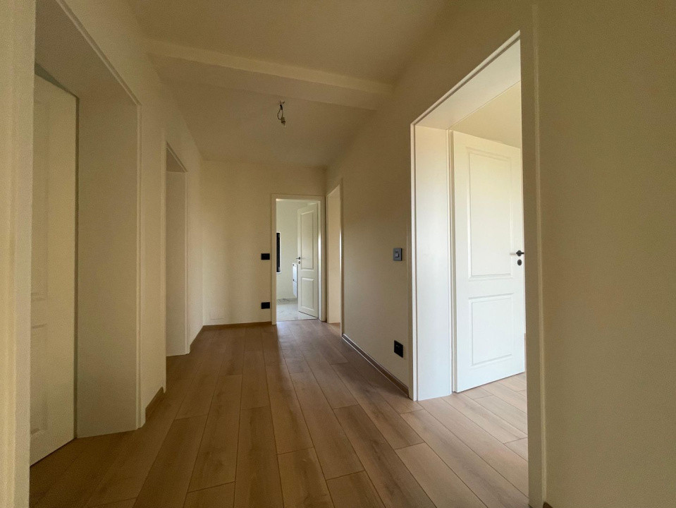 Duplex 6 camere 400mp teren Mosnita Noua