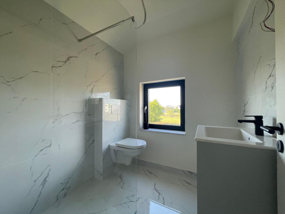 Duplex 6 camere 400mp teren Mosnita Noua