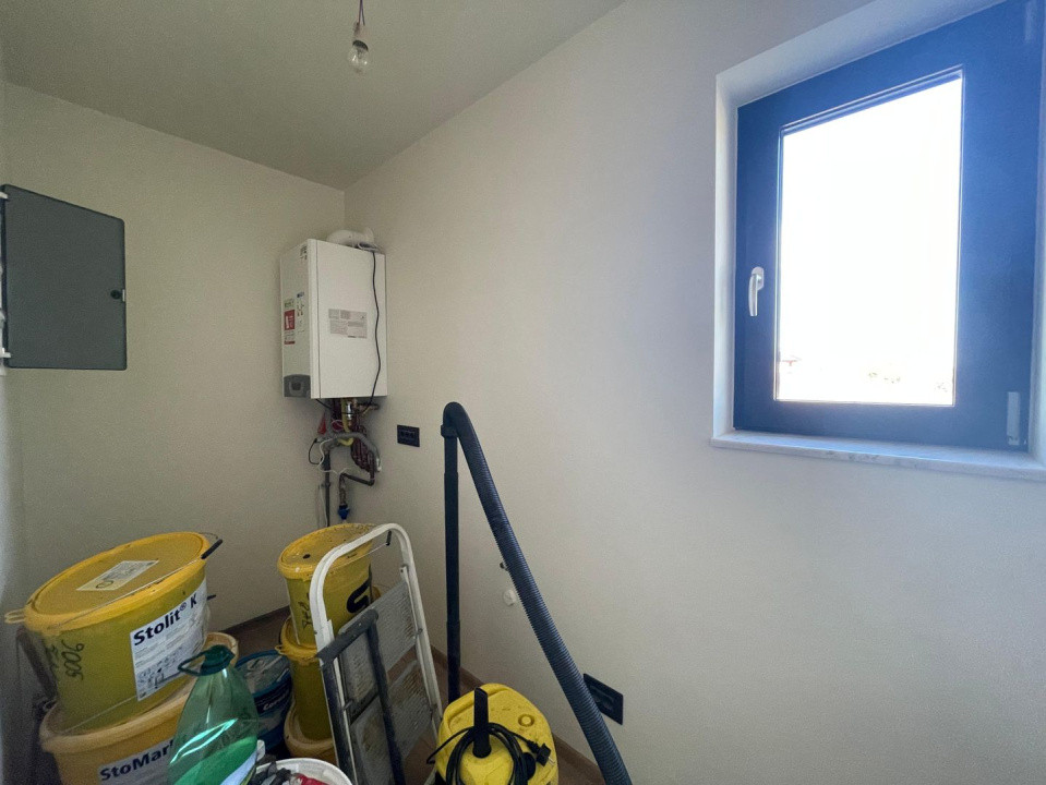 Duplex 6 camere 400mp teren Mosnita Noua