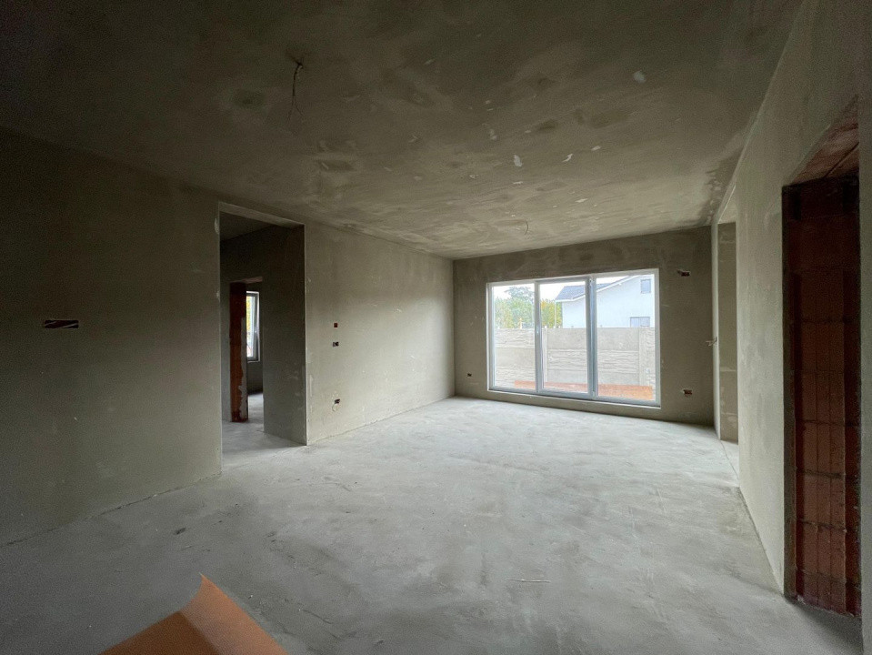 Duplex 3camere separat prin CT Mosnita Noua