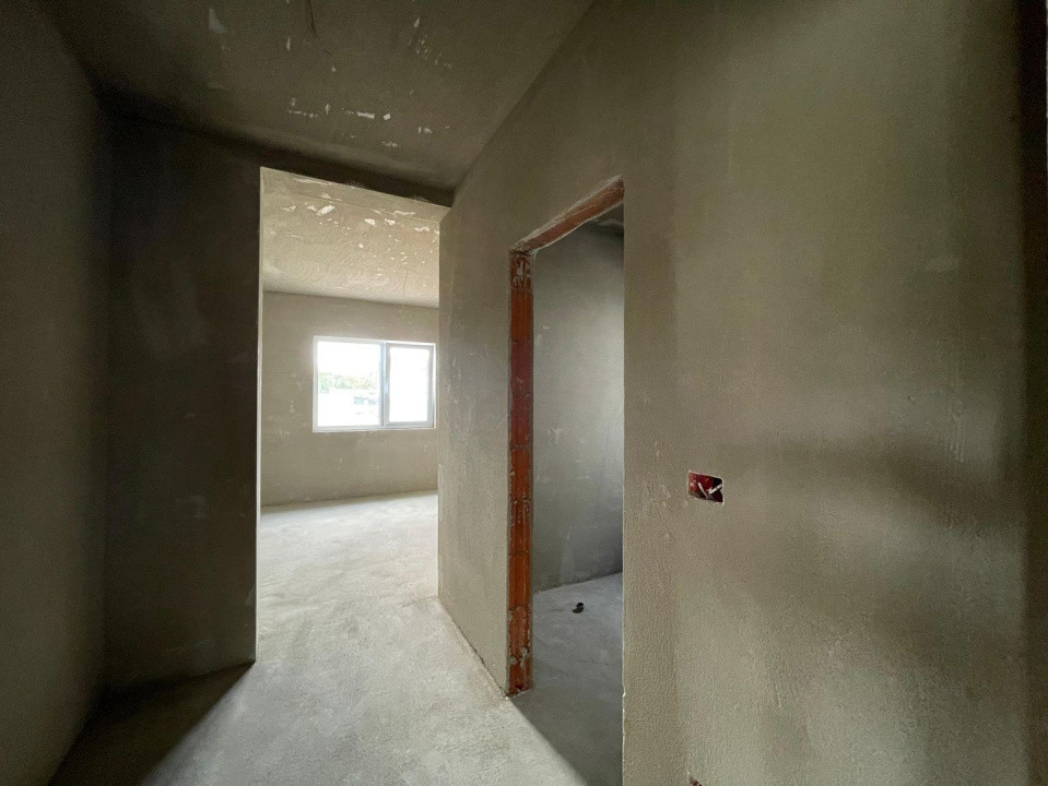 Duplex 3camere separat prin CT Mosnita Noua