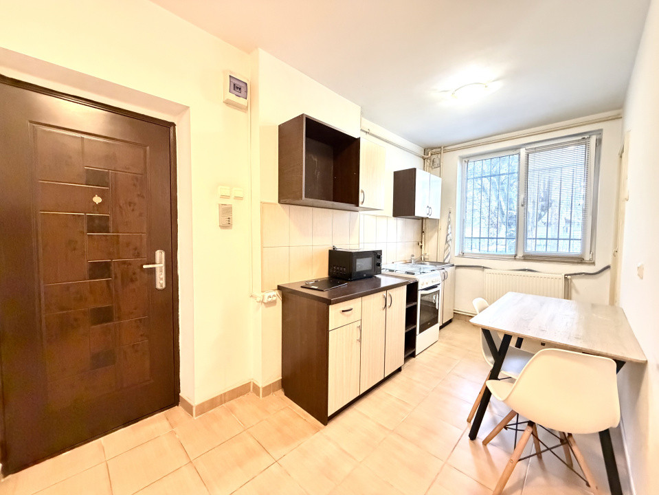 Apartament elegant 2 camere, parter, 50 mp - Complexul Studentesc 