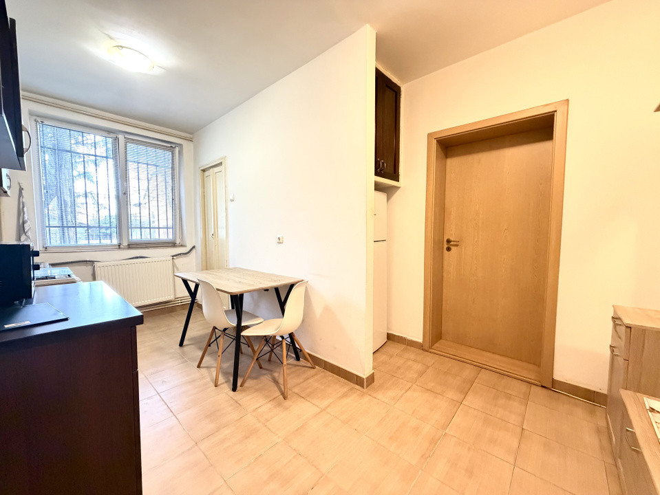 Apartament elegant 2 camere, parter, 50 mp - Complexul Studentesc 
