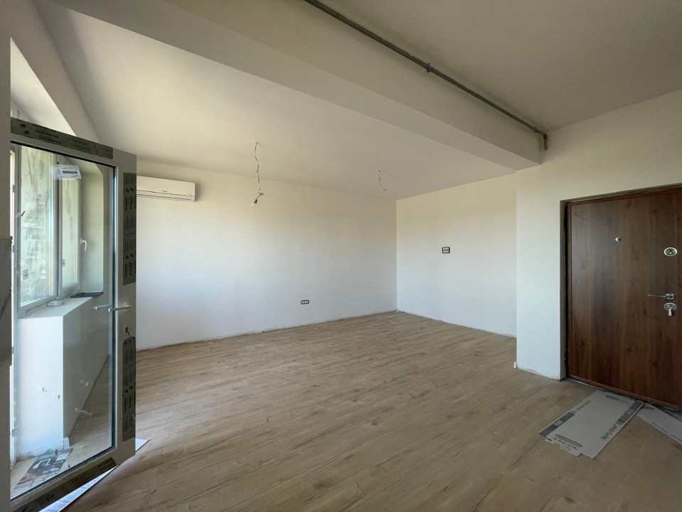 Apartament 3 camere + curte Calea Urseni
