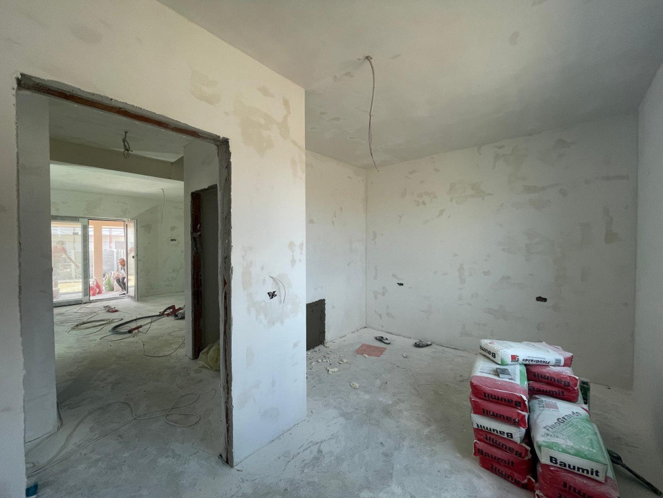 Duplex 4 camere la asfalt Urseni