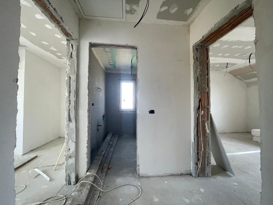 Duplex 4 camere la asfalt Urseni