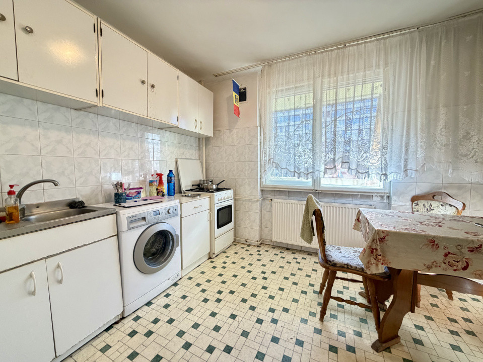 Apartament 2 camere, 50 mp utili, etajul 1 - Timisoara