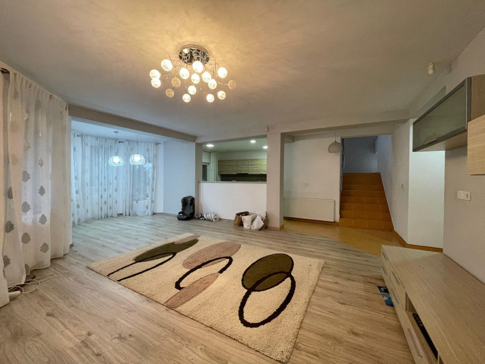 Casa Individuala 5 camere Mosnita Veche