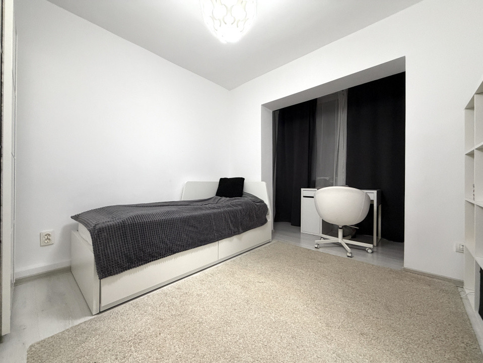 Apartament 4 camere, 80 mp utili, etaj 3, 2 balcoane - Lipovei