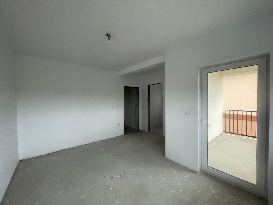 Duplex 5 camere la alb Mosnita Noua