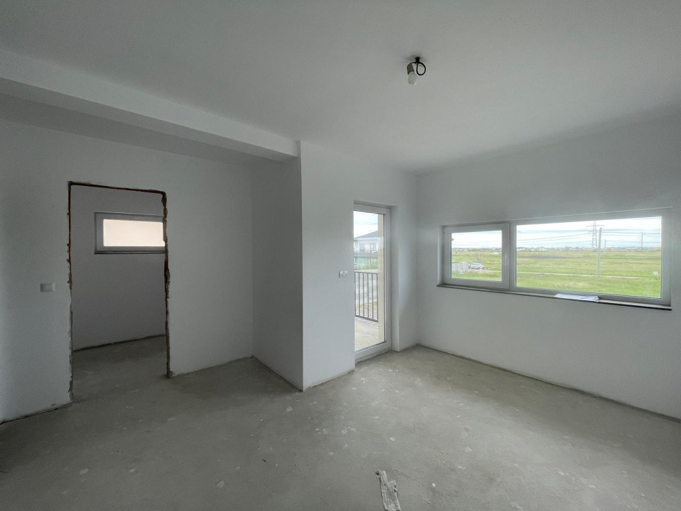 Duplex 5 camere la alb Mosnita Noua