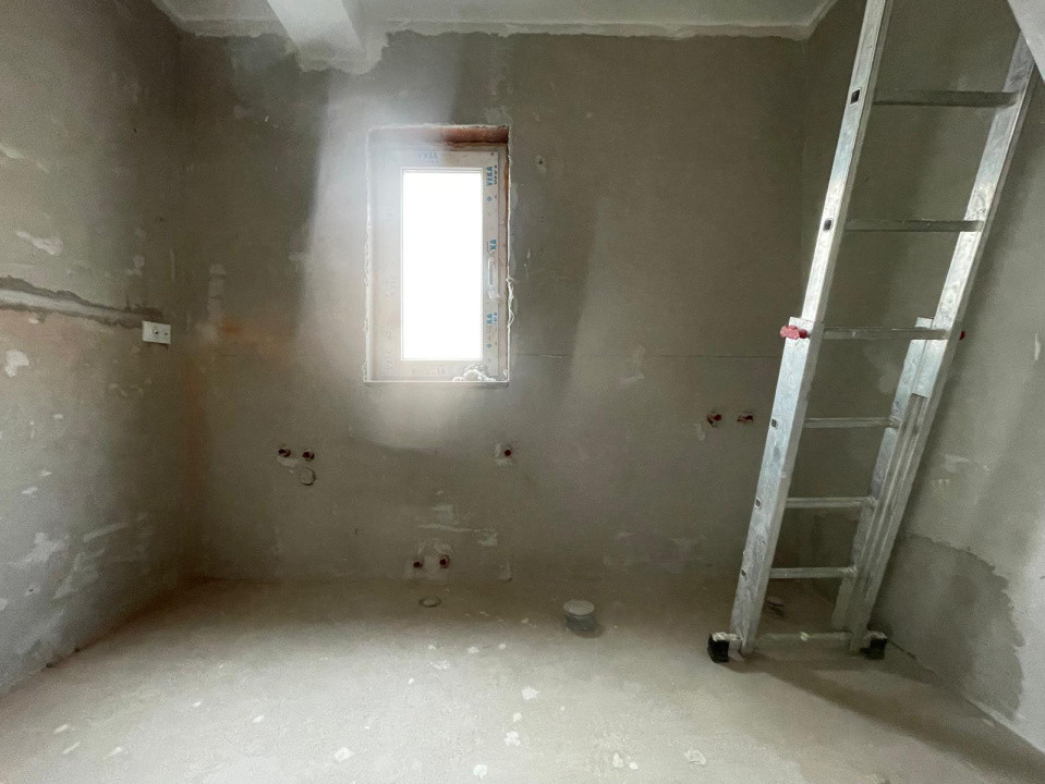 Duplex 5 camere la alb Mosnita Noua