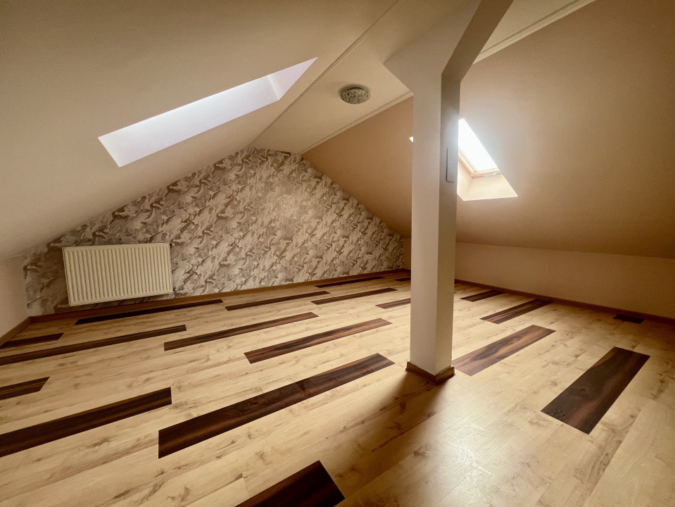 Apartament cu 3 camere, 54mp, etaj 5/5 - Zona Dambovita