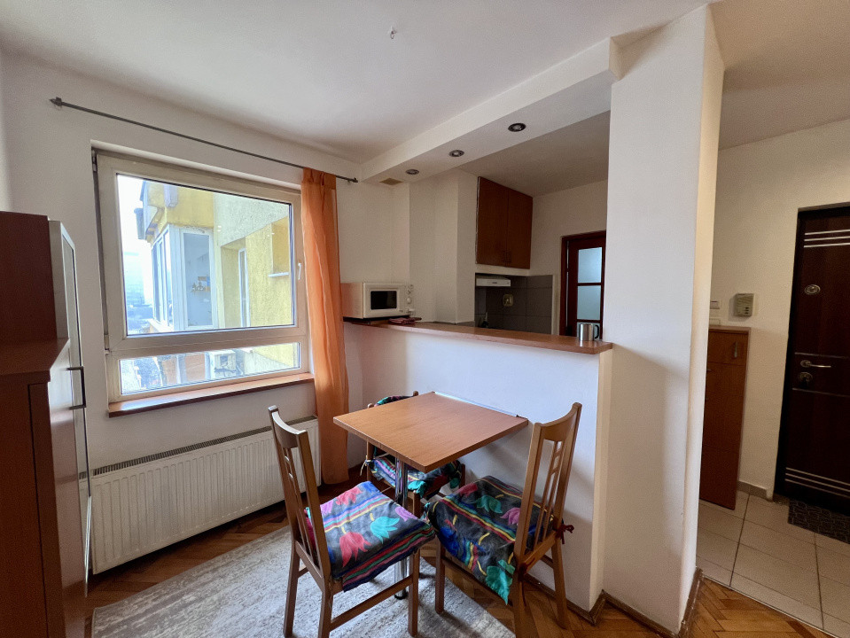 Apartament cu 1 camere, 31mp, etaj 9/10, zona Ultra-Centrala