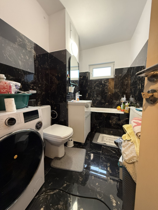 Apartament 3 camere, decomandat, 65 mp utili, mobilat si utilat - Sagului