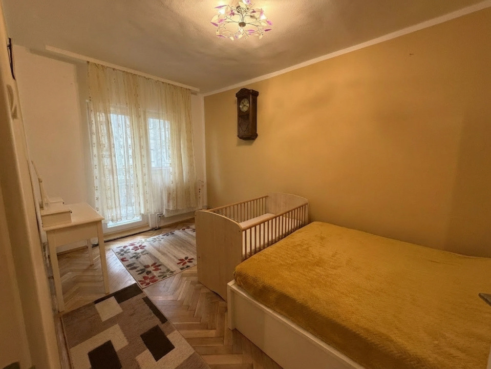 Apartament 3 camere, decomandat, 65 mp utili, mobilat si utilat - Sagului