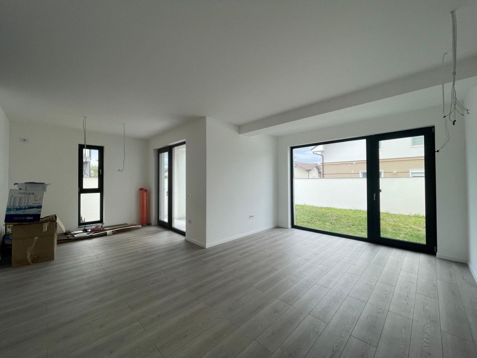 Duplex 4 camere central Mosnita Veche