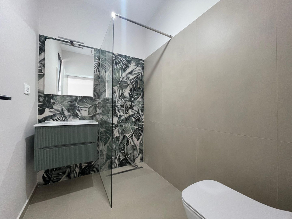 Duplex 4 camere central Mosnita Veche