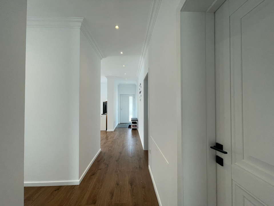 Casa Individuala 5 camere - central Mosnita Veche