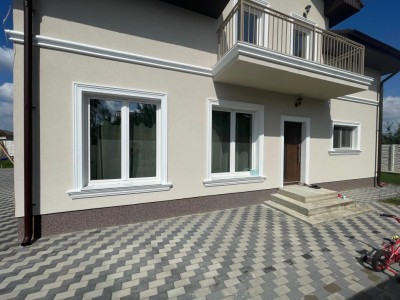 Casa Individuala 5 camere - central Mosnita Veche