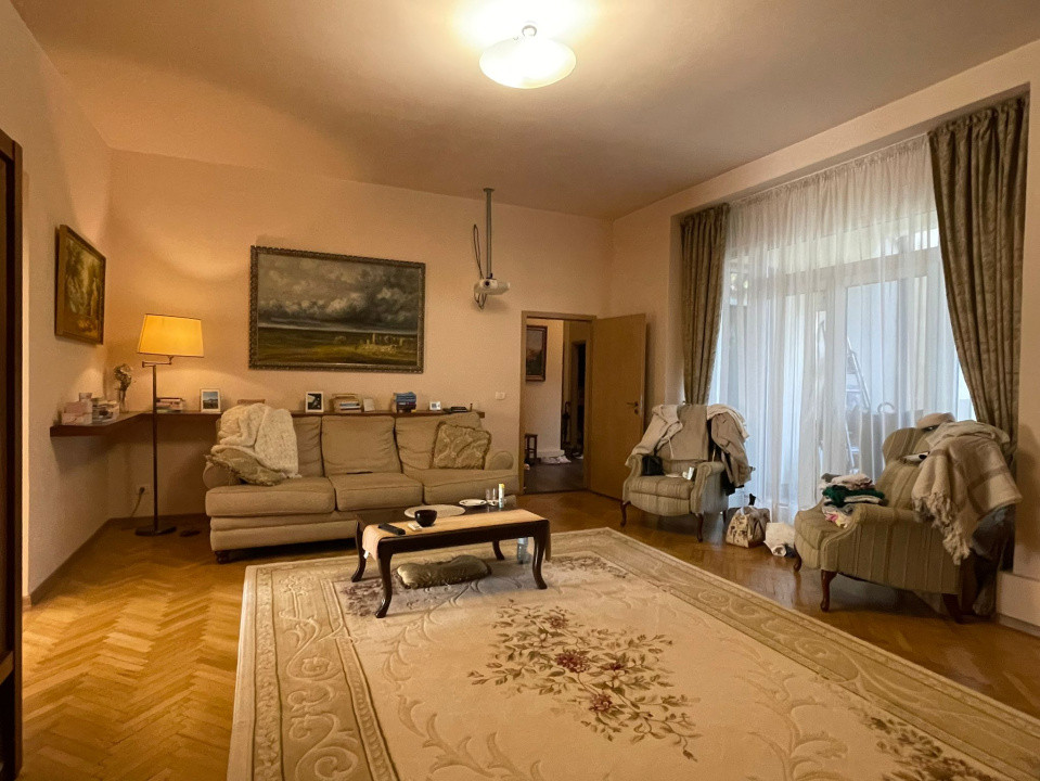Apartament 5 camere - Punctele Cardinale, Timisoara