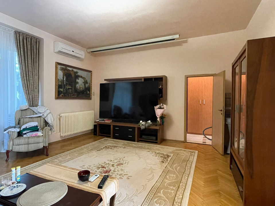Apartament 5 camere - Punctele Cardinale, Timisoara